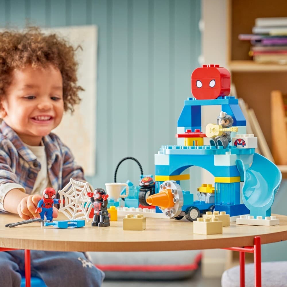 LEGO DUPLO Disney Marvel Pajkova skrivališče (10464) 6