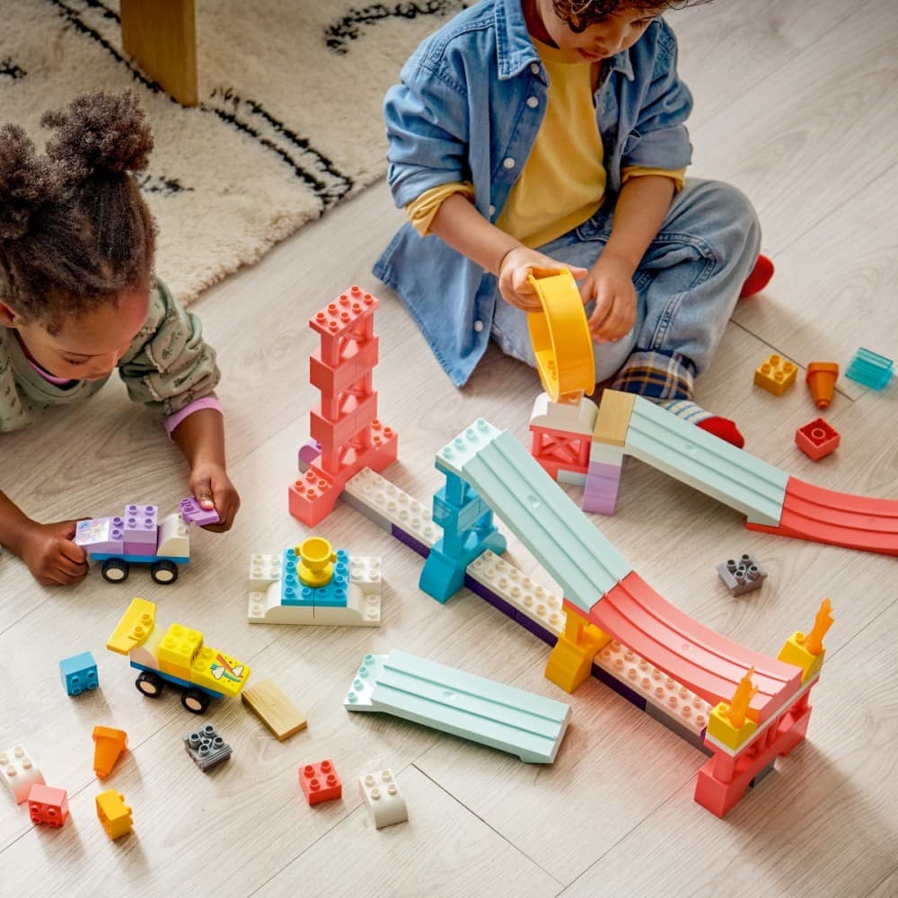 LEGO DUPLO Moje mesto 10478 Ustvarjalne rampe 3 v 1 z vozili 5