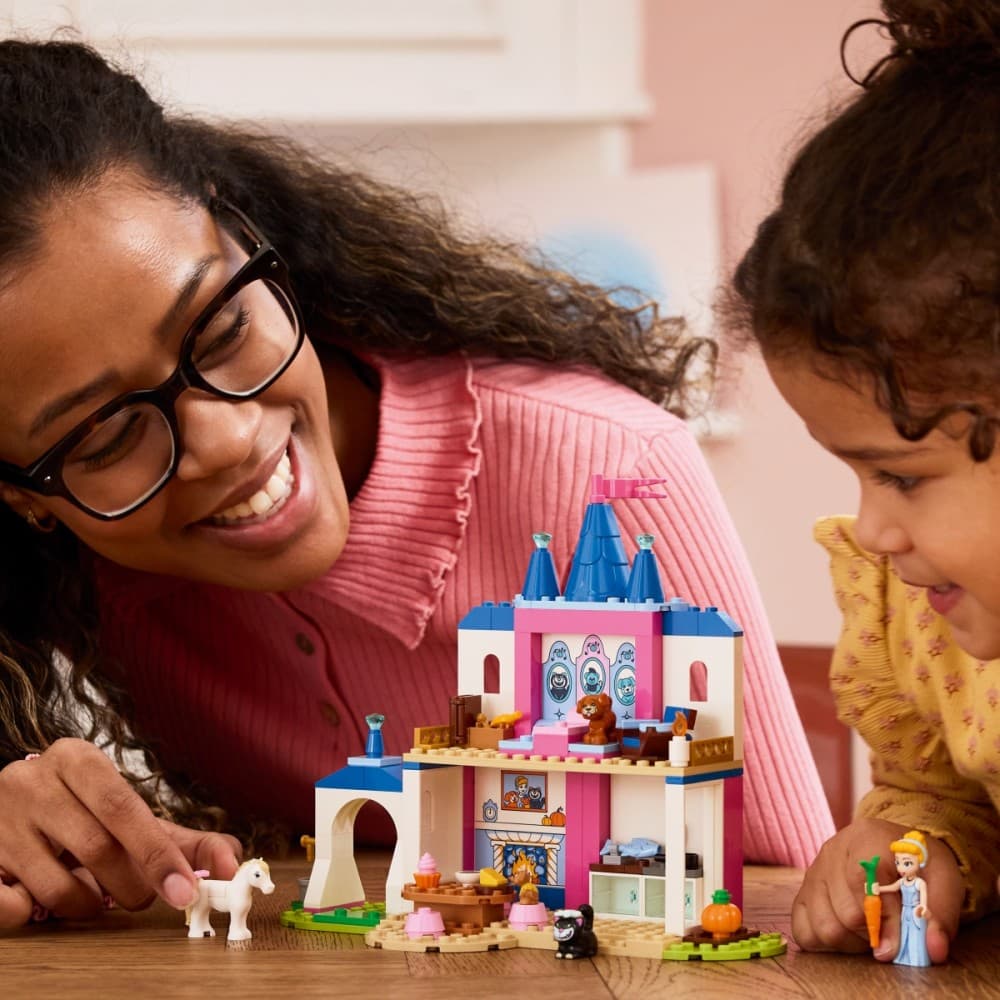 LEGO Disney Pepelkin grad in živalski prijatelji 43283 7