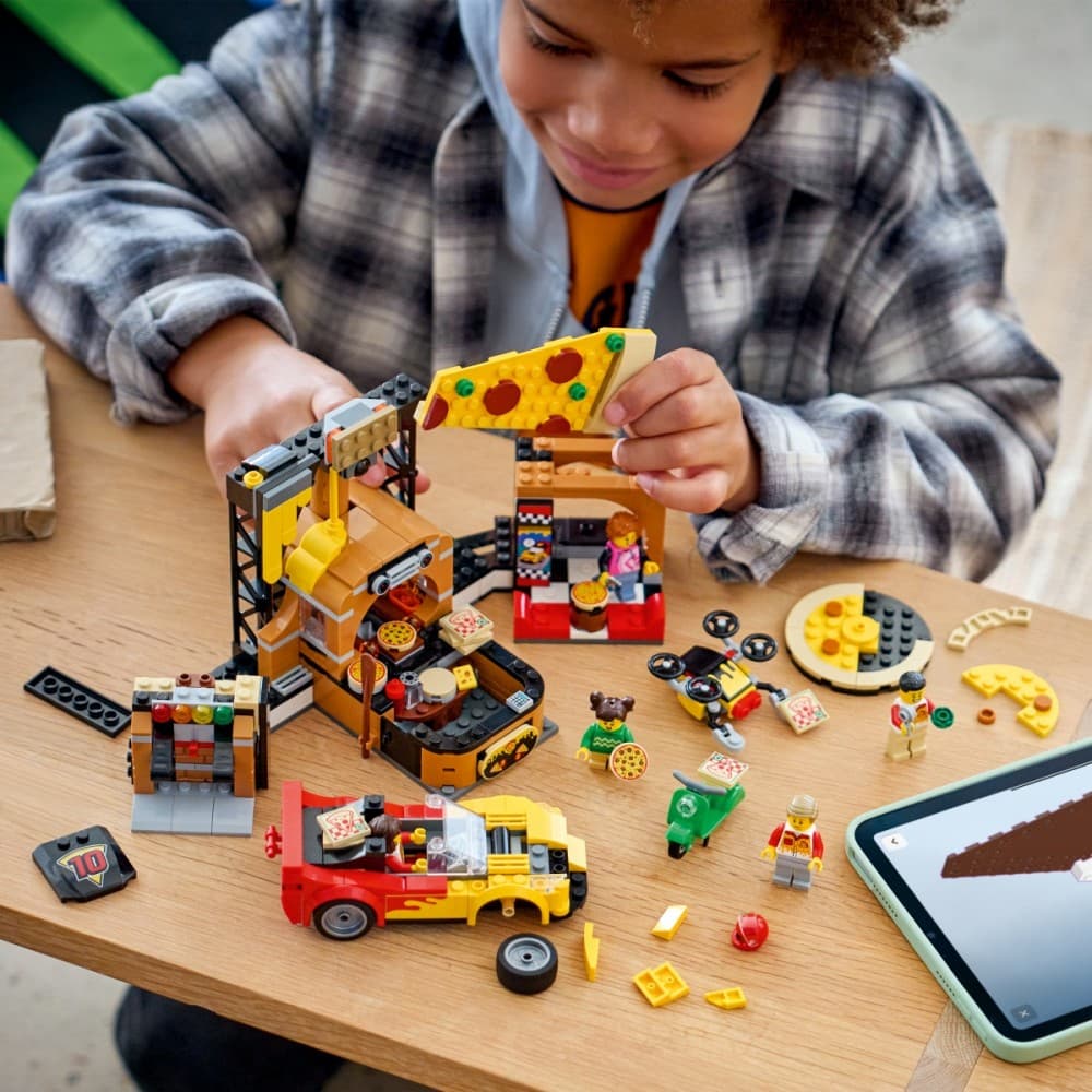 LEGO City Dostava pice s vozili 60496 8