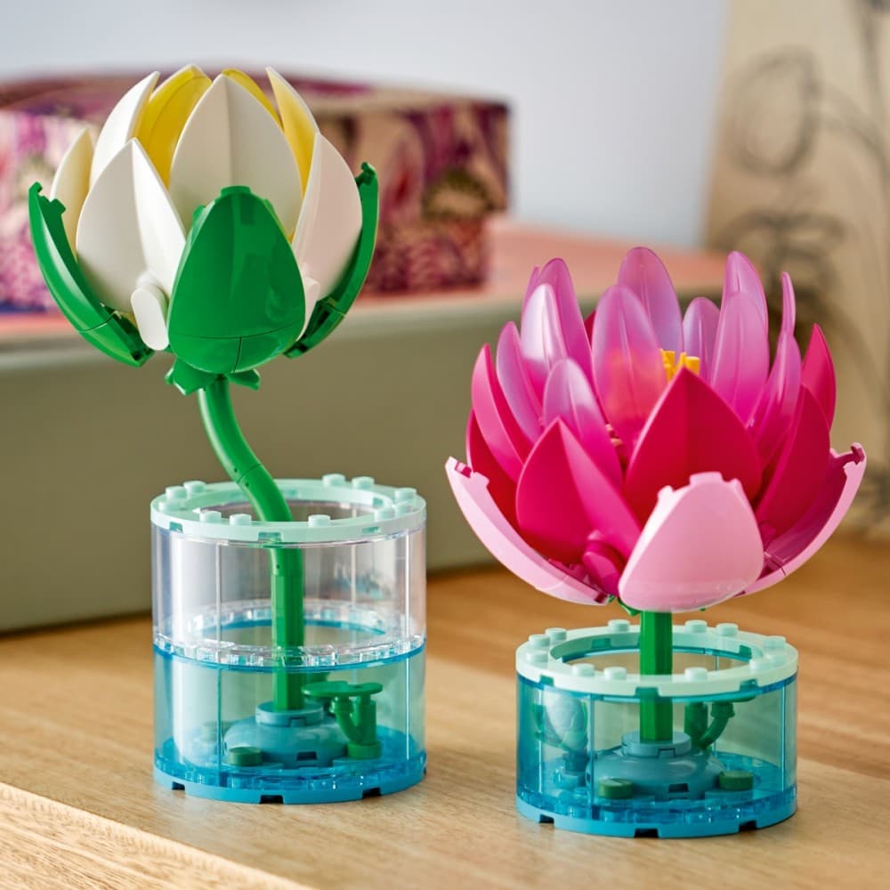 LEGO Botanicals 11511 Vodne lilije 4