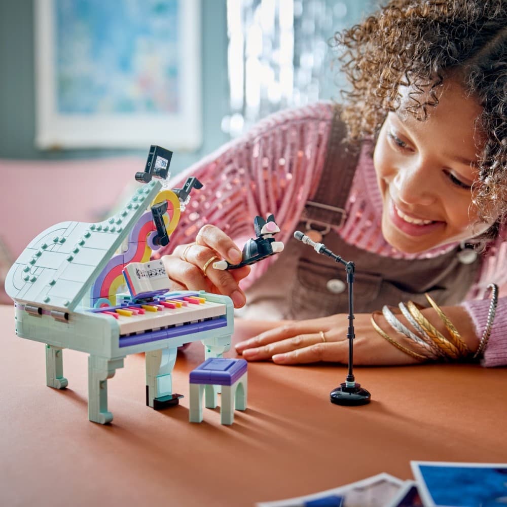 LEGO Creator 3v1 31392 Dekorativni klavir 7