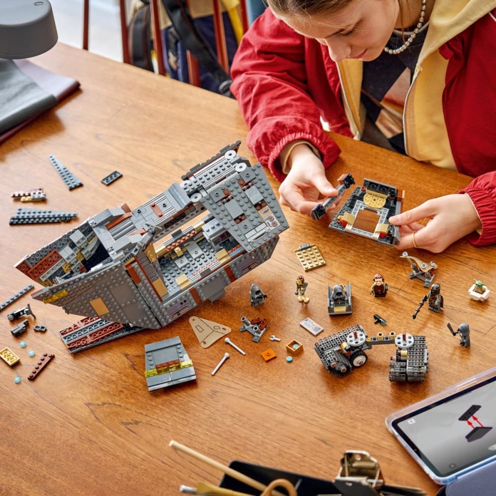 LEGO Star Wars Piaskoczołg Jawov in Bagnorožec, 75453 6