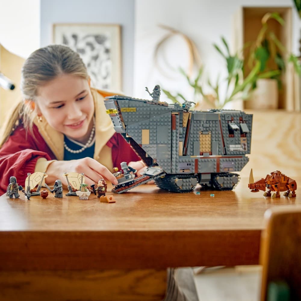 LEGO Star Wars Piaskoczołg Jawov in Bagnorožec, 75453 7