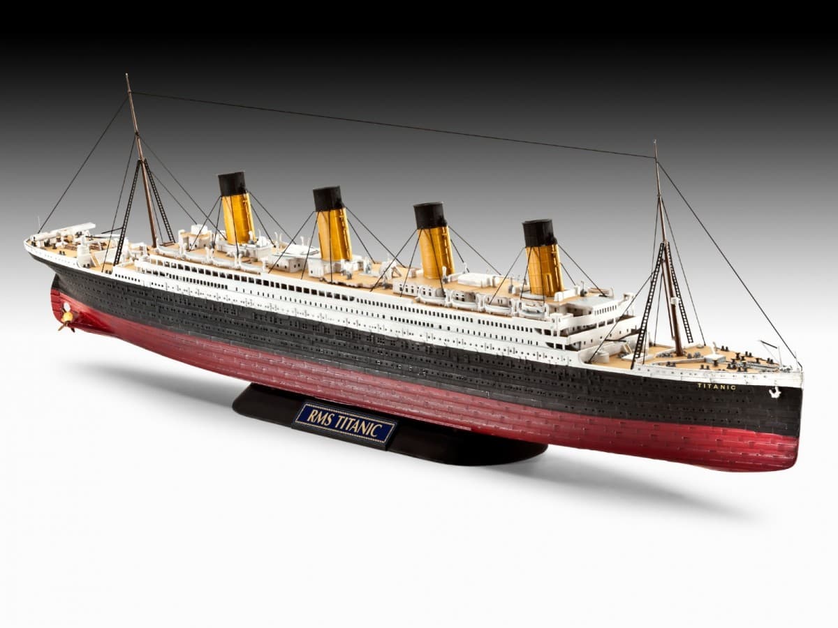 Model RMS Titanic - REVELL 3