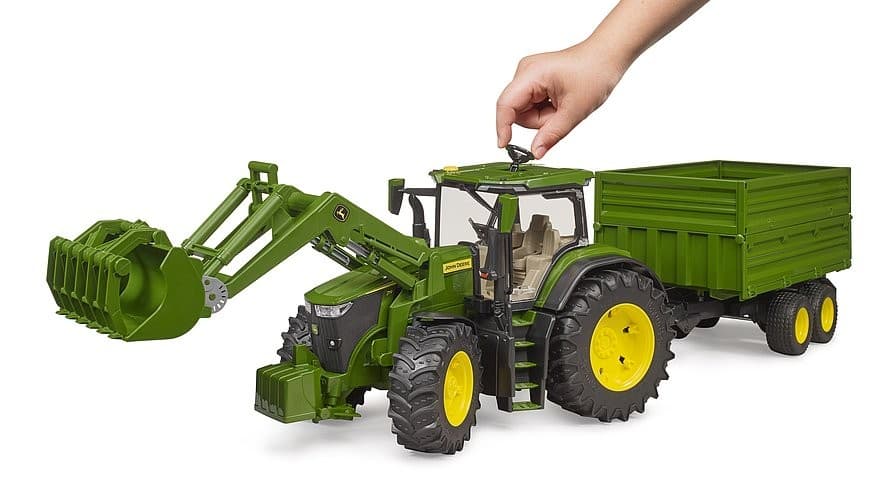 BRUDER Traktor John Deere 7R 350 z nakladalnikom in prikolico 7