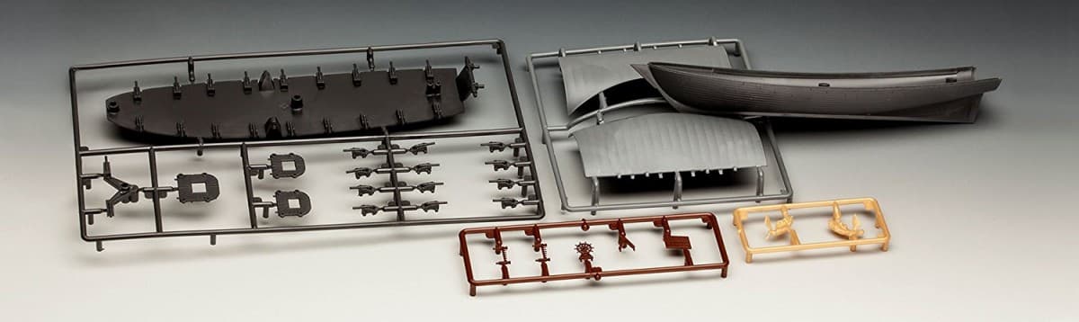 Model gusarske ladje 'Black Pearl' 1:150 - REVELL 7
