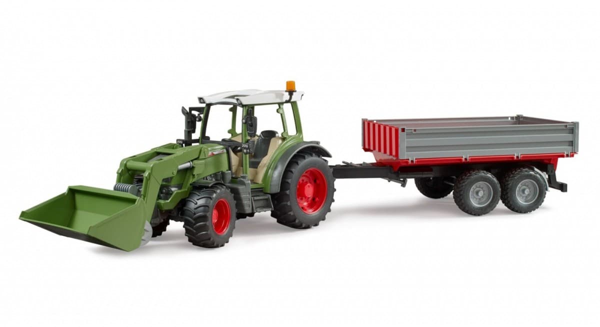 Traktor Fendt Vario 211 s sprednjim nakladalnikom in kiblo