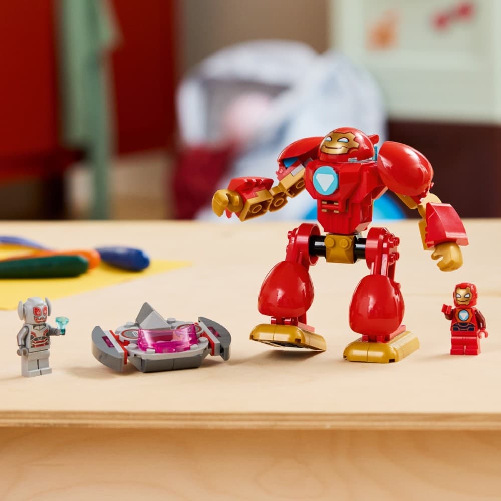 LEGO Super Heroes Ultron proti Iron Manu 11209 8