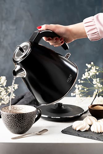 ADLER AD 1343 Black Kovinski kuhalnik, STRIX, 1,5 L 6