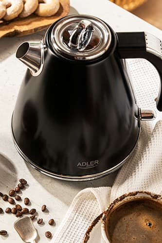 ADLER AD 1343 Black Kovinski kuhalnik, STRIX, 1,5 L 8