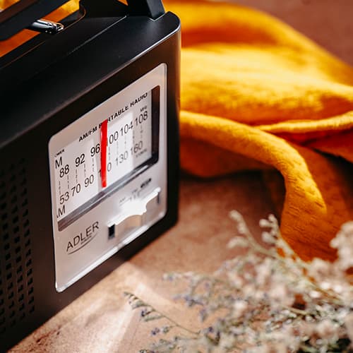 ADLER AD 1909 AM/FM radio z anteno 7