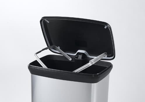 Kosil na pedala Curver 50L, črno-srebrn 7