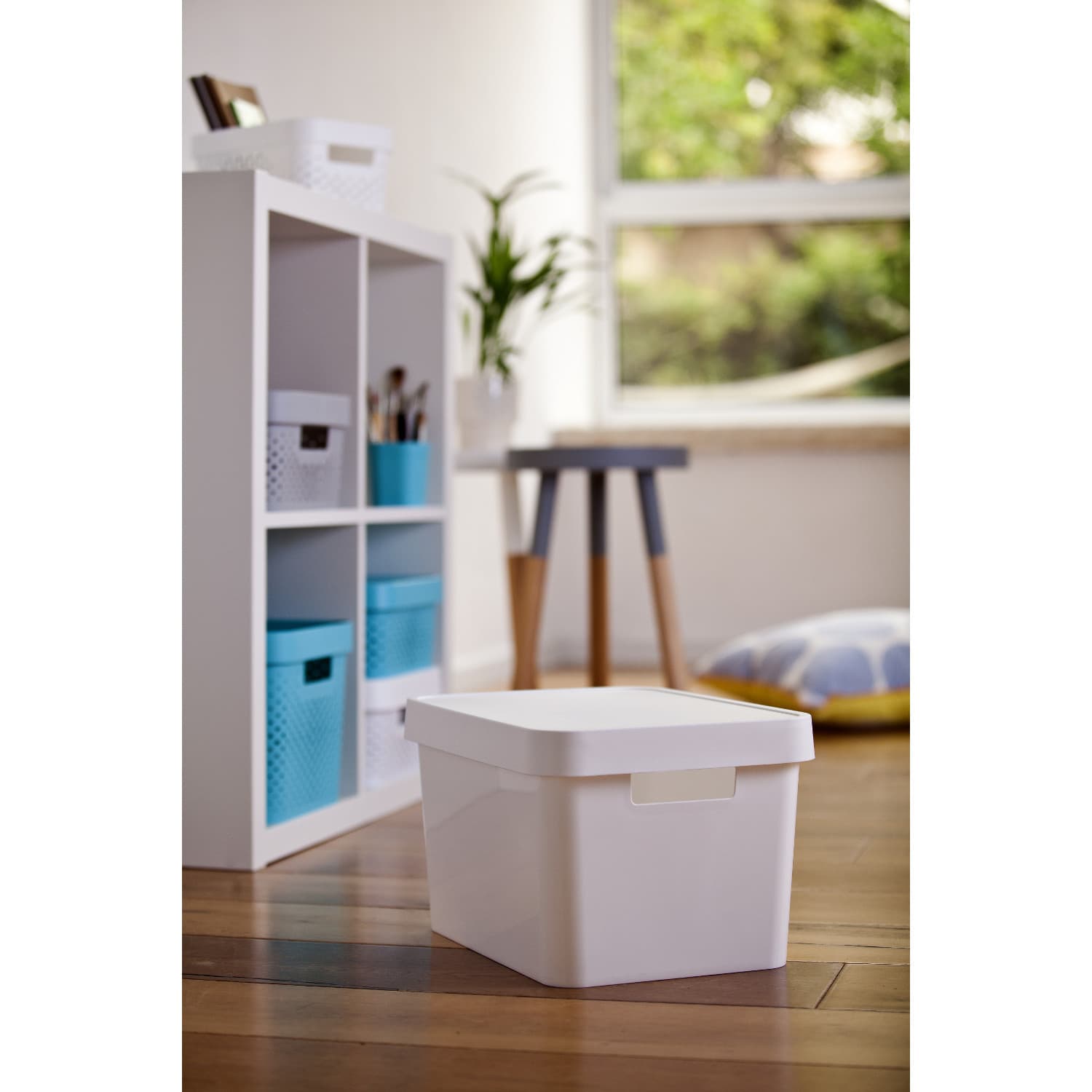 Posoda s pokrovom Curver Infinity 17L, bela 5