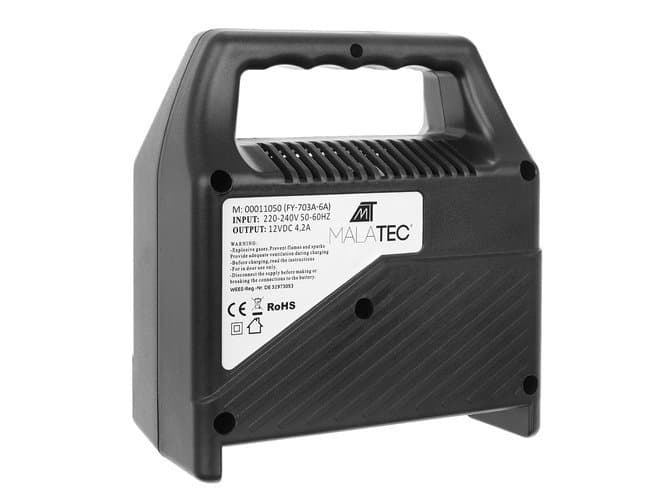 Polnilnik akumulatorjev XTROBB 12V 6A 8