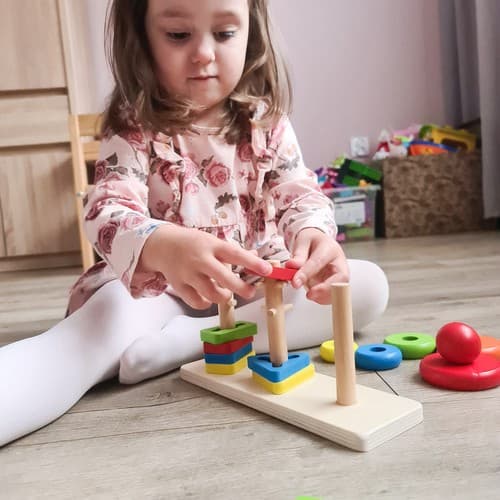 Lesena sestavljanka z oblikeKRUZZEL