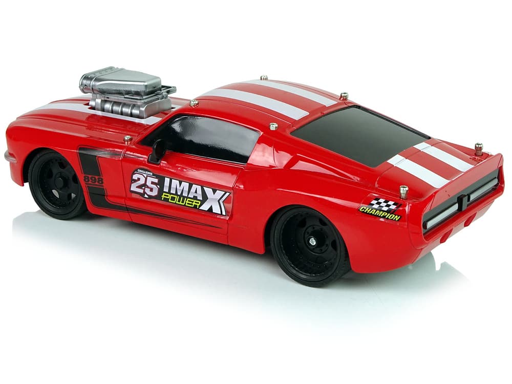 Športni avto R/C 1:16, rdeč, bele črte, pilot 5