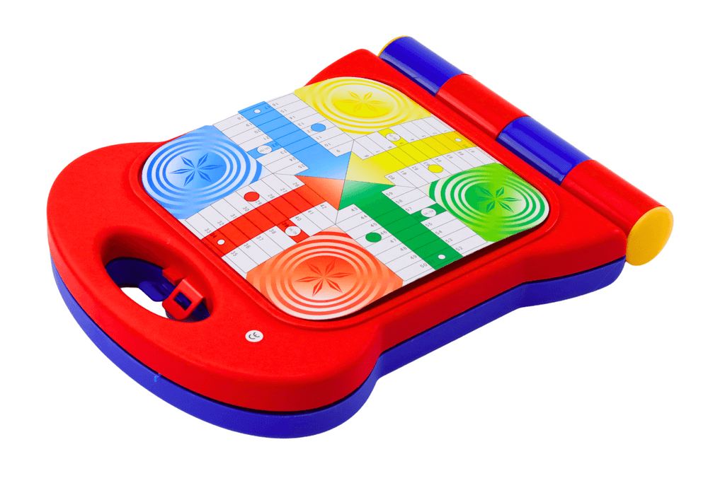 Potovalna igra 8v1 LEAN TOYS - šah, dama, ludo... 8