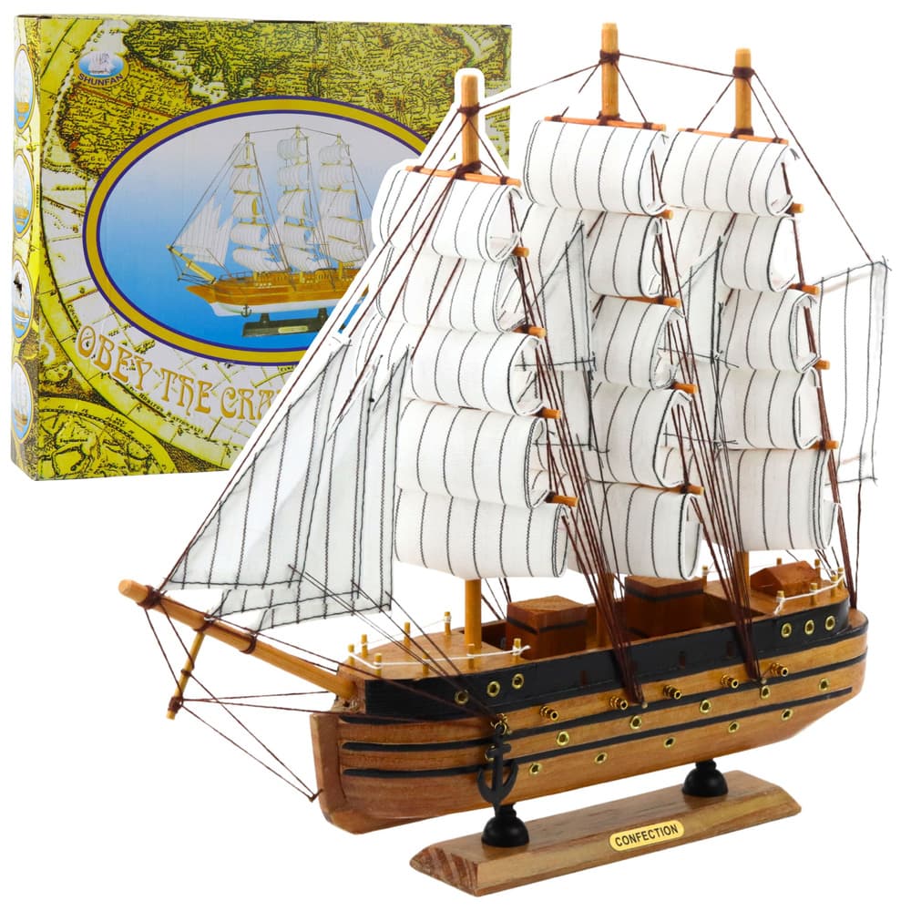 LEAN TOYS model trimesečnega jadralca, bel, 39x36 cm
