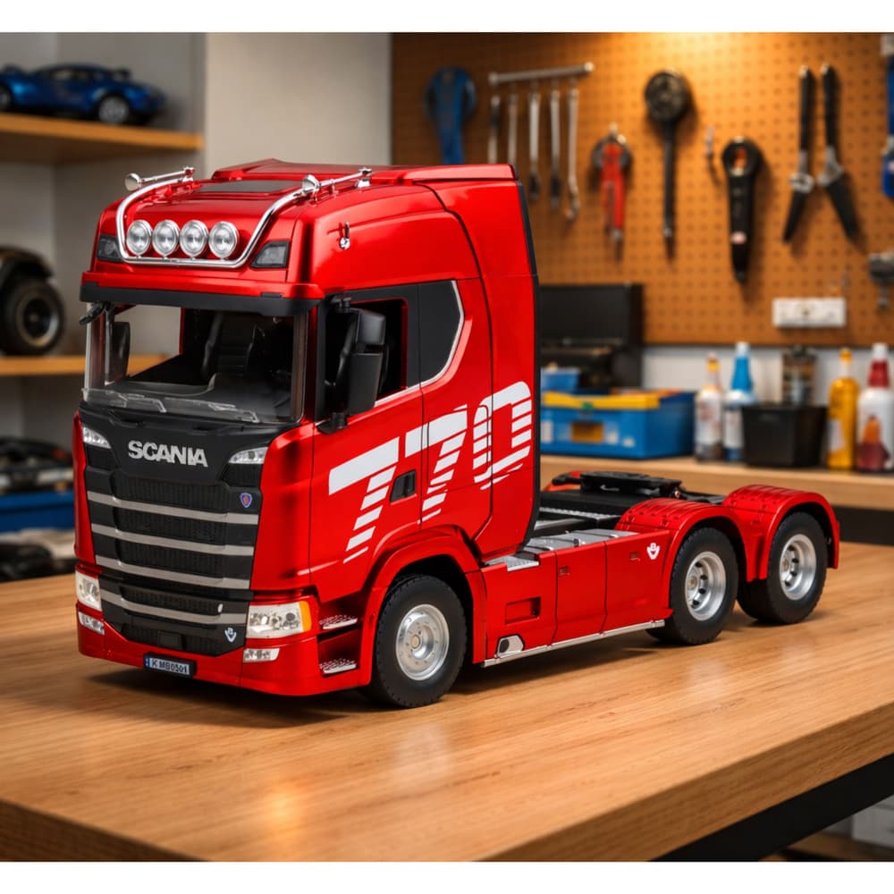 Daljinsko voden traktor Scania RC Huina 1501 Rdeč 1:18 3