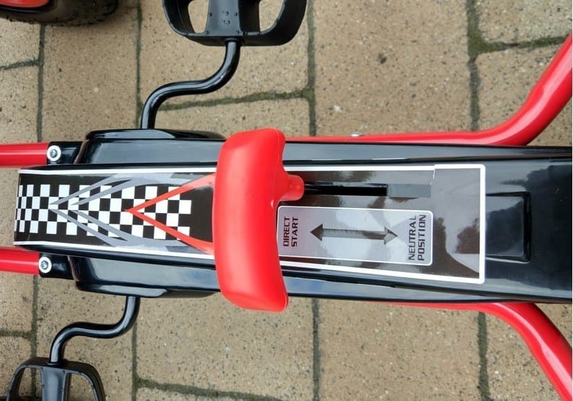 Rdeč gokart A-15 s pnevmatikami 8