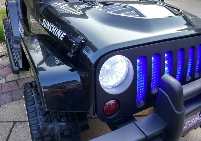 LEAN CARS Jeep S2388 na akumulator, črn, 4x45W 5