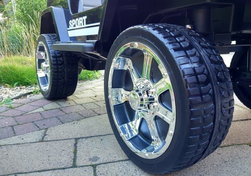 LEAN CARS Jeep S2388 na akumulator, črn, 4x45W 6