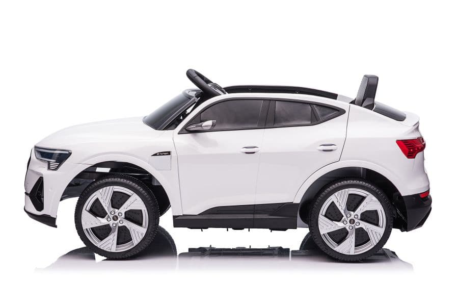 Akumulatorski avto Audi E-Tron bel, LED luči, MP3 3
