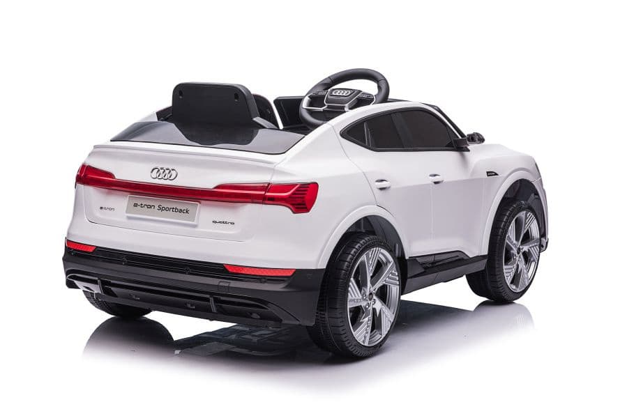 Akumulatorski avto Audi E-Tron bel, LED luči, MP3 6