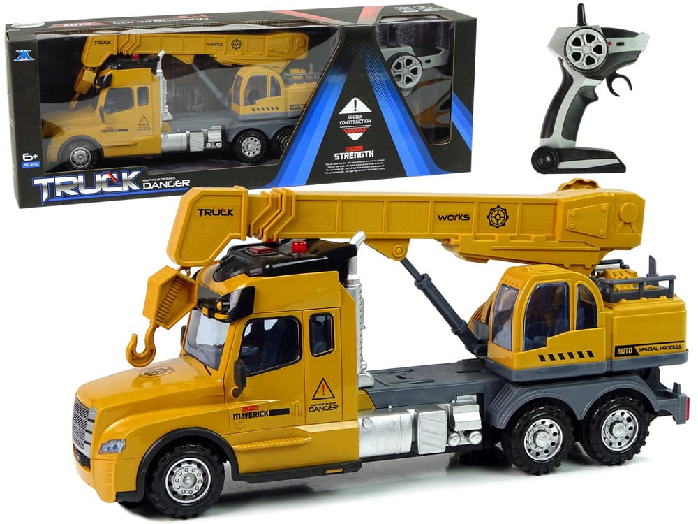 RC tovornjak z dvigalom LEAN TOYS Rumena s svetlobnimi in zvočnimi efekti