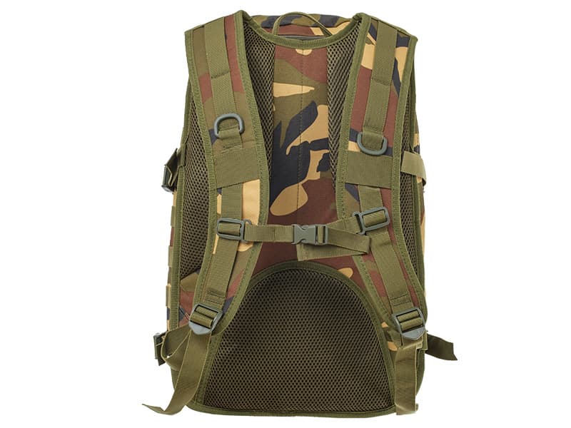 Potovalni nahrbtnik TRACER Delta Camo 15,6" 4