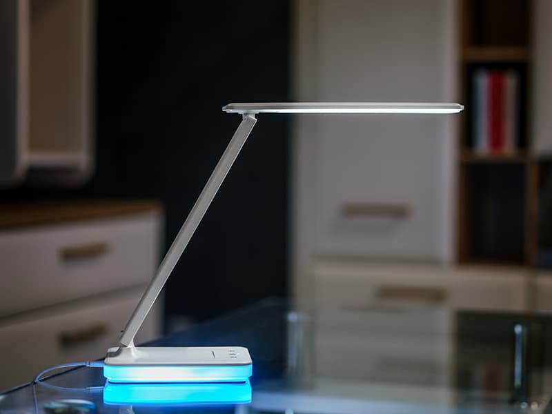 TRACER LED namizna svetilka PRISMA White, dotik 8