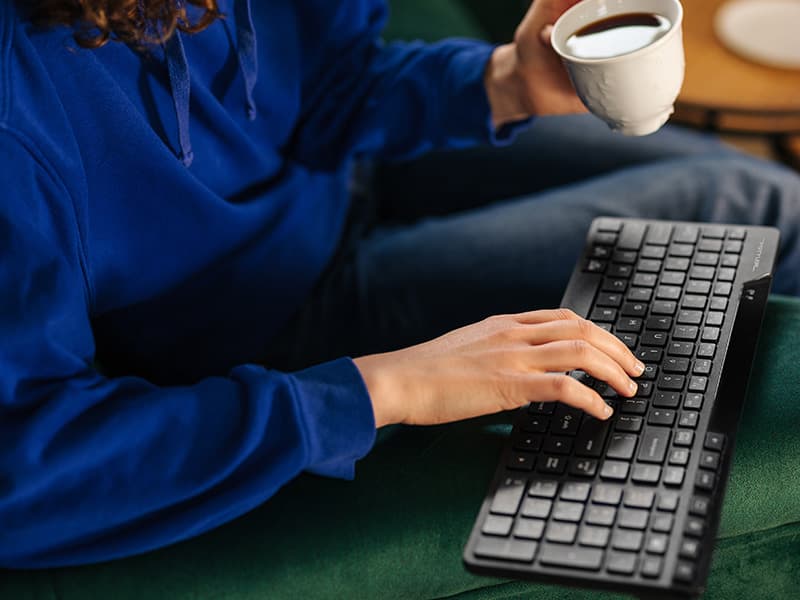 Brezžična tipkovnica A4TECH FSTYLER FBK27CAS (Silent), 2.4GHz+BT 8