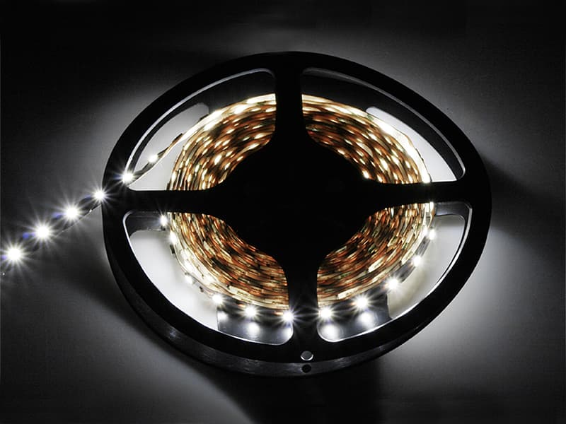 Blow LED trak 5050 SMD, 5m, hladno bela, 12V