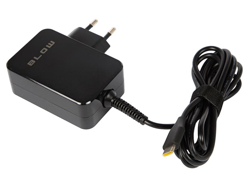 USB-C napajalnik Blow 65W z Quick Charge, črn