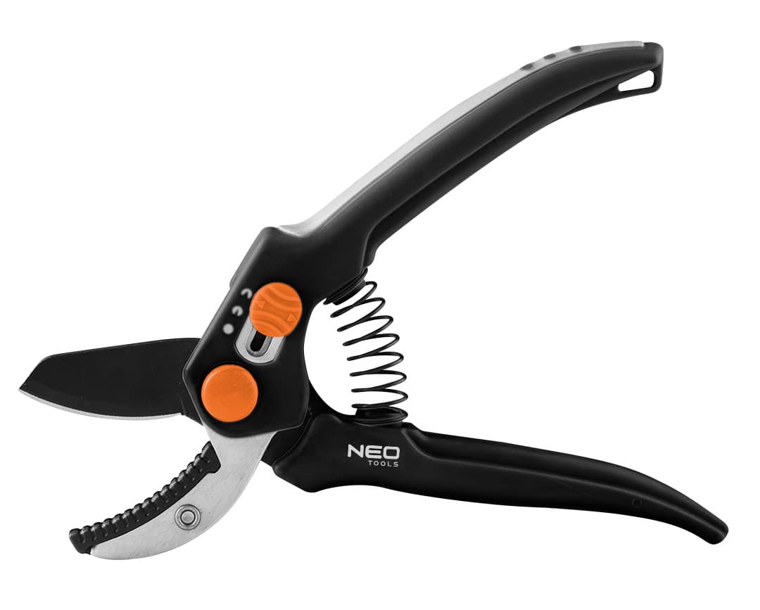Vrtni obrezovalnik NEO TOOLS Kovadlast 185 mm, do 15 mm 3
