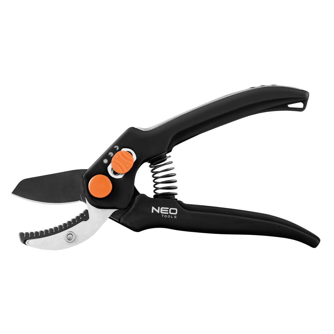 Vrtni obrezovalnik NEO TOOLS Kovadlast 185 mm, do 15 mm