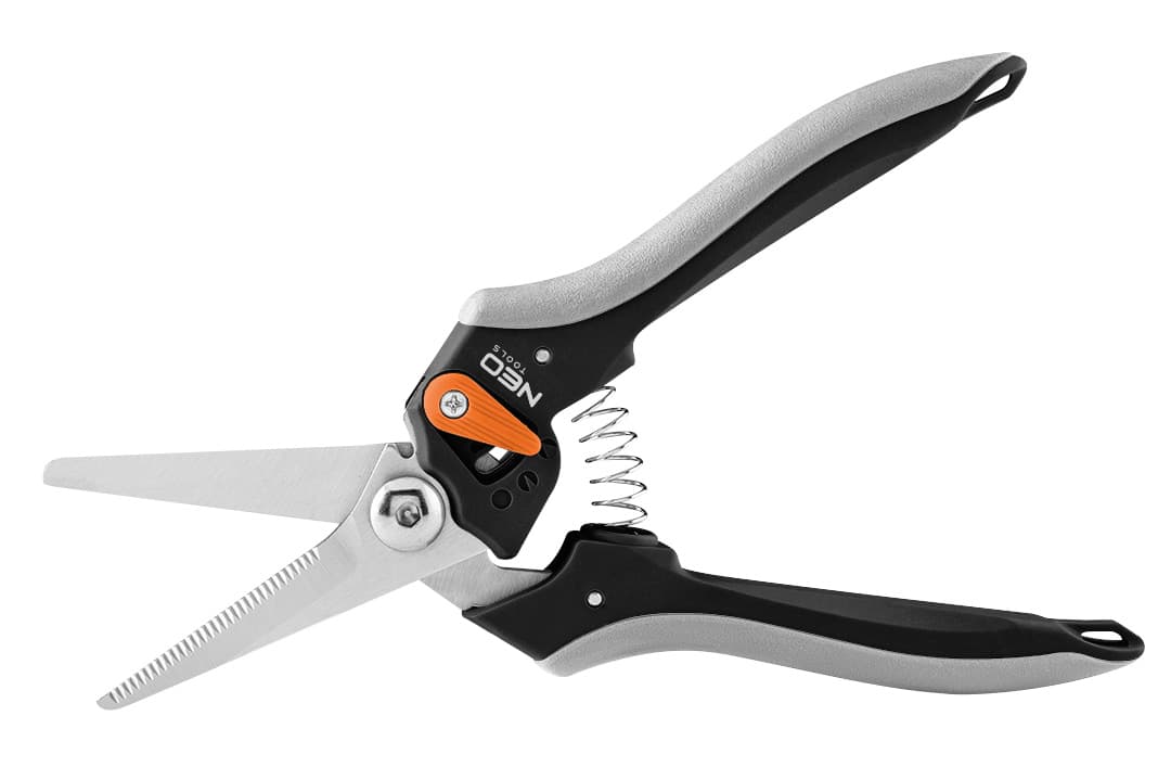 NEO TOOLS univerzalni vrtni sekator 210 mm, do 6 mm 3
