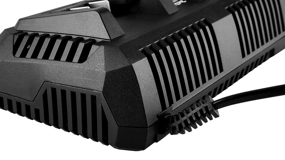 GRAPHITE Dvostranski polnilnik za akumulatorje Energy+, 2 x 3A 8