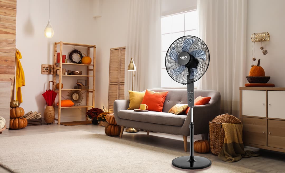 NEO TOOLS Stolni ventilator 50W, Ø 40 cm, 3 hitrosti, pilot 6