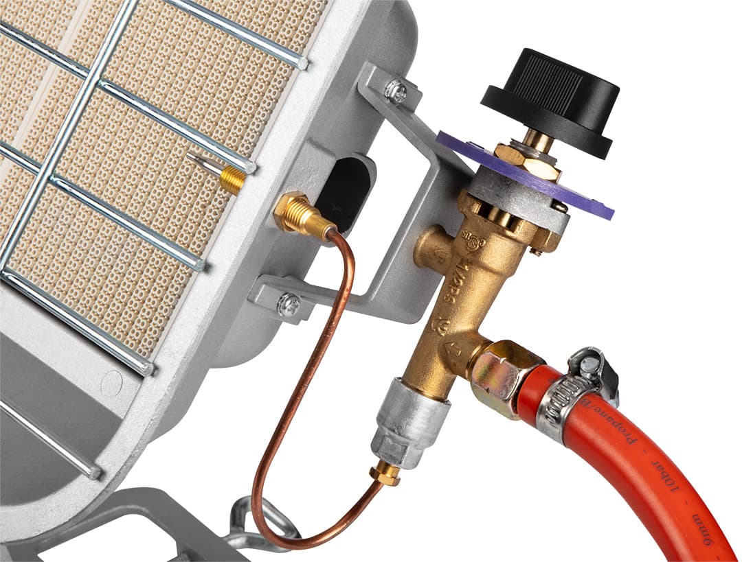 Plinski grelnik NEO TOOLS 4600W z vgrajenim gorilnikom in cevjo 2